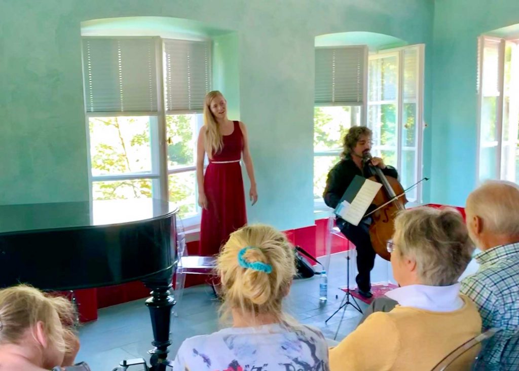 Trio Karageorgiev Konzerte im Schloss Taufkirchen